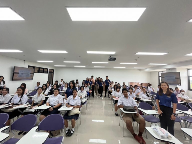 พบปะระหว่างอาจารย์ รุ่นพี่ชั้นปีที่ 4 ศิษย์เก่า และน้องใหม่สาขาบัญชี  2567